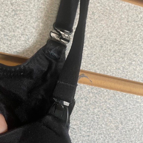 Black Wireless T-Shirt‎ Bra Adjustable Straps Comfortable Everyday Nursing 36 B - Picture 2 of 4